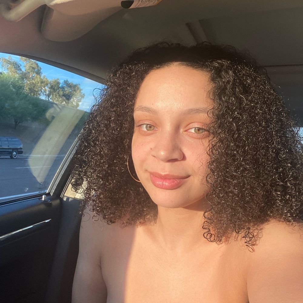 Meet your Posher, Hayley